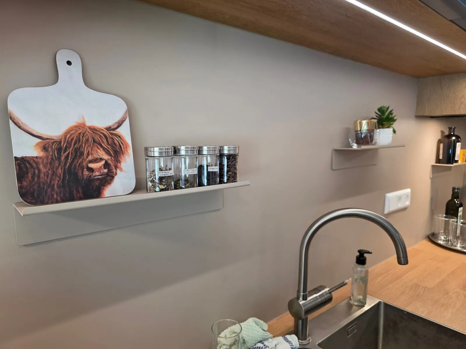 Steel Magnetic magnetische rugwand met accessoires